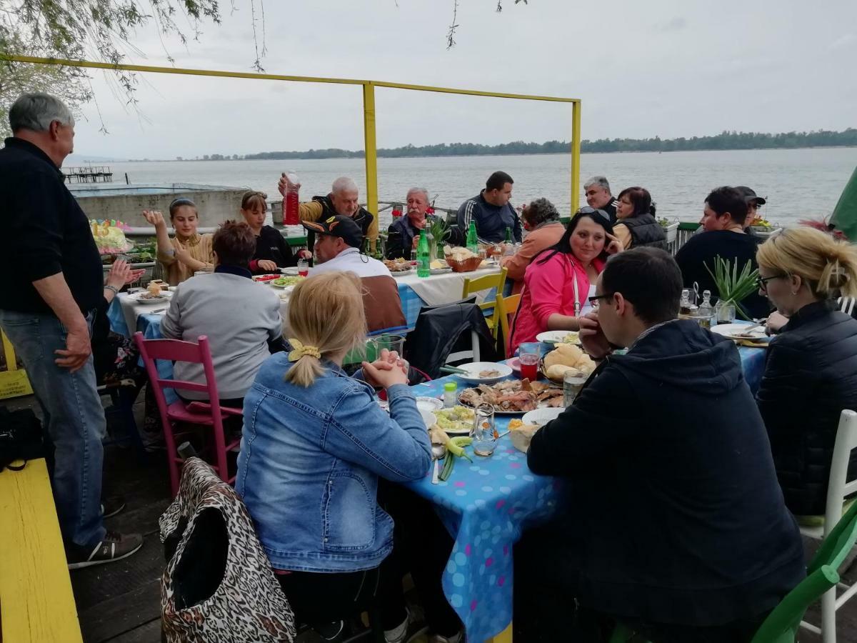 Angelinin Konak Negotin Buitenkant foto