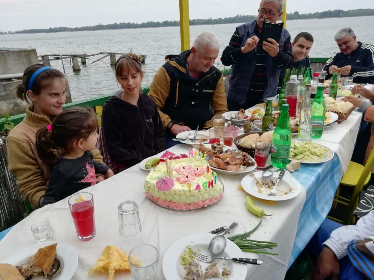 Angelinin Konak Hotel Negotin Buitenkant foto